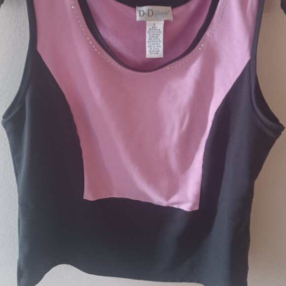 D & D Lifestyle Tops - D&D Lifestyle Athletic Wide Strap Crew Neck Bling Collar Pink/Black Tank L